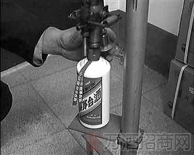 被兑入工业酒精的假酒