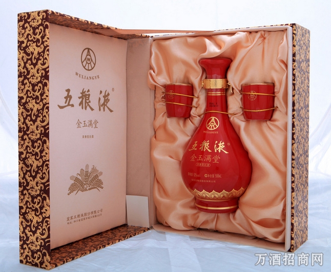 白酒行业遭遇寒冬，五粮液死保高端品牌不降价