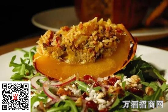 红葡萄酒与辣味菜肴的完美搭配