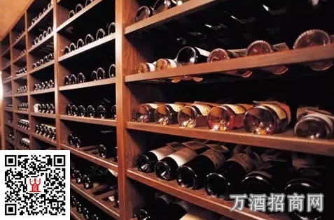 如何长期保存葡萄酒？