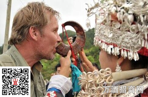少数民族趣味酒文化：牛角酒